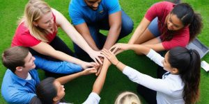 Team Building en el contexto educativo: Experiencias y beneficios